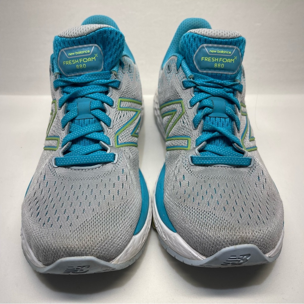 New Balance Women’s Fresh Foam 880v11 Running Size 9 B Grey/Blue/Green |W880S11|